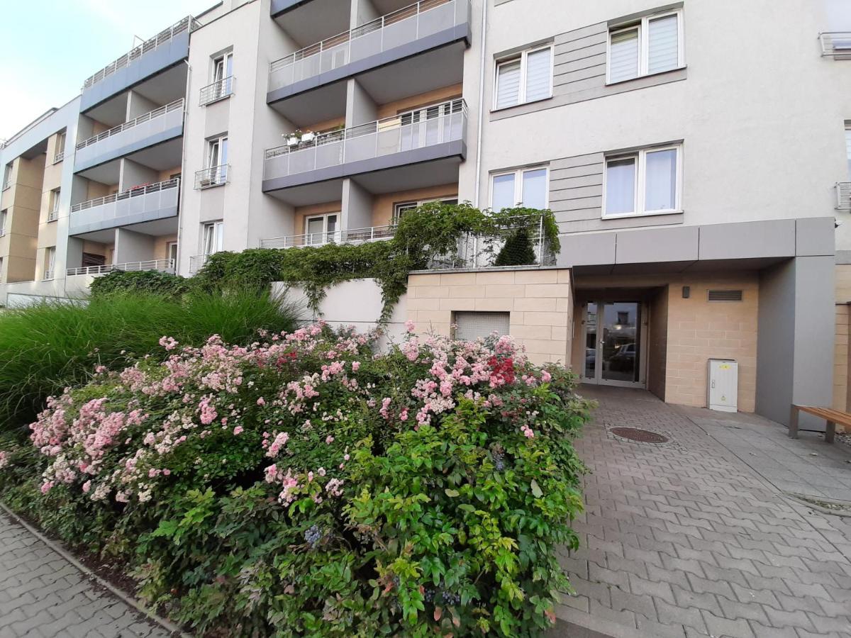 Apartament Di Trevi - Klimatyzacja Apartment Wroclaw Exterior photo